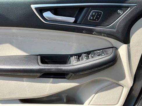Used 2024 Ford Edge Titanium AWD/4WD image 20