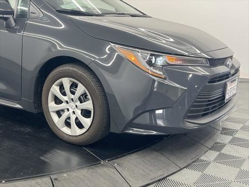 Certified 2026 Toyota Corolla LE image 6