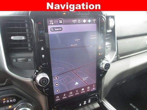 Used 2025 RAM 1500 Big Horn AWD/4WD image 17