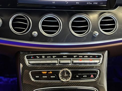 Used 2017 Mercedes-Benz E 300 w/ Premium 1 Package image 39