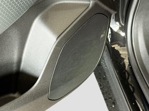 New 2026 Chevrolet Trax RS w/ Driver Confidence Package image 19