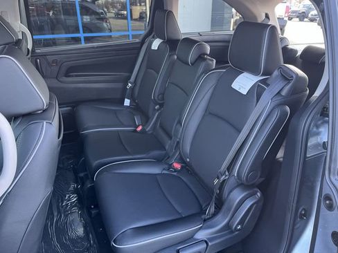 New 2026 Honda Odyssey Touring image 26