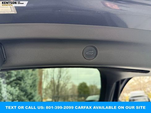 Used 2021 Tesla Model Y Performance image 35