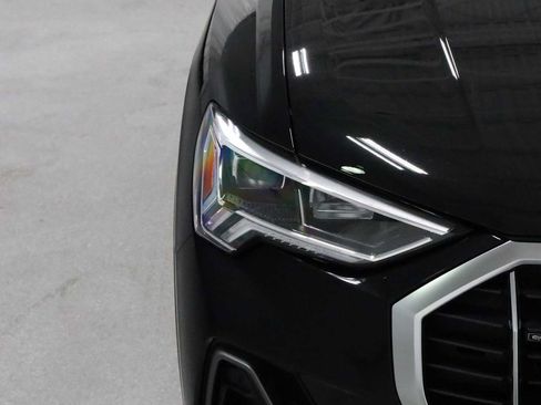 Certified 2025 Audi Q3 2.0T Premium w/ Convenience Package AWD/4WD image 15