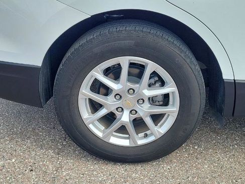 Used 2023 Chevrolet Equinox LT FWD image 6