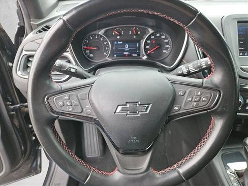 Used 2023 Chevrolet Equinox RS FWD image 12