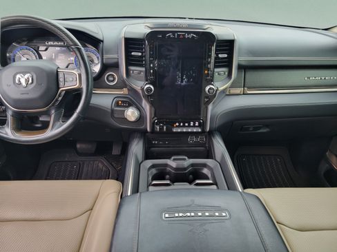 Certified 2019 RAM 1500 Limited RWD image 9