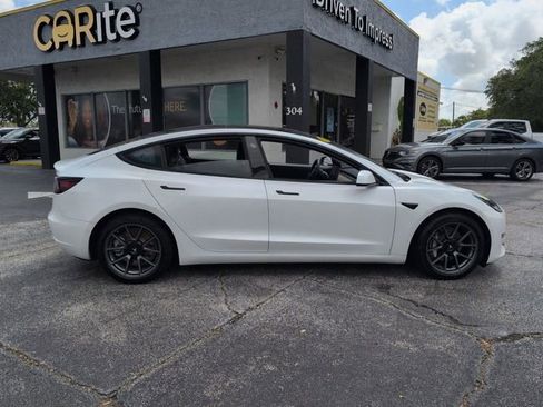 Used 2021 Tesla Model 3 Long Range AWD/4WD image 4