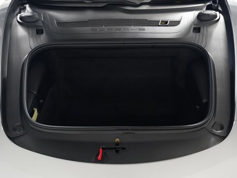 Used 2025 Porsche 718 Cayman image 51