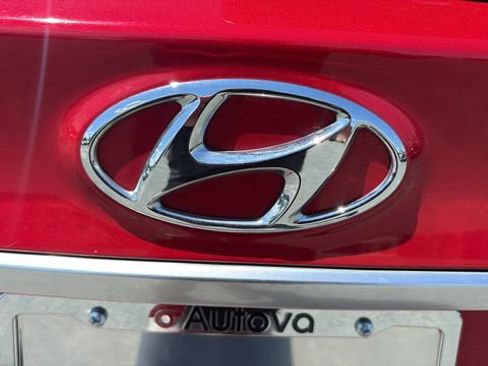 Used 2020 Hyundai Santa Fe SEL AWD/4WD image 30
