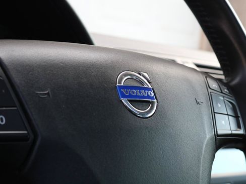 Used 2011 Volvo C30 T5 FWD image 24