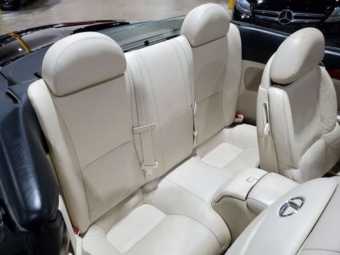 Used 2007 Lexus SC 430 Convertible RWD image 19