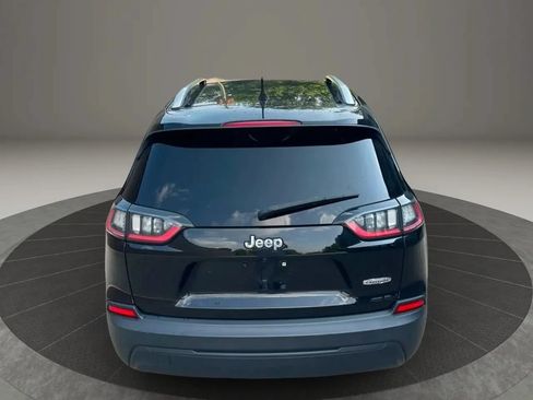 Used 2020 Jeep Cherokee Latitude FWD image 10