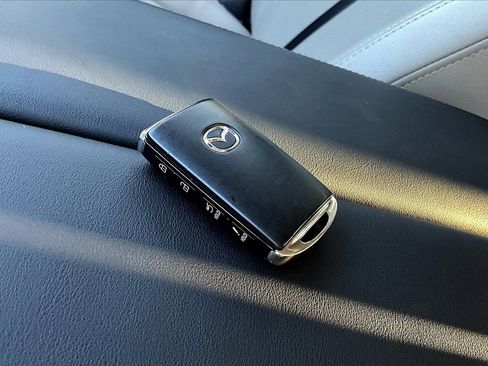 Used 2024 MAZDA CX-90 3.3 Turbo w/ Preferred Package image 12