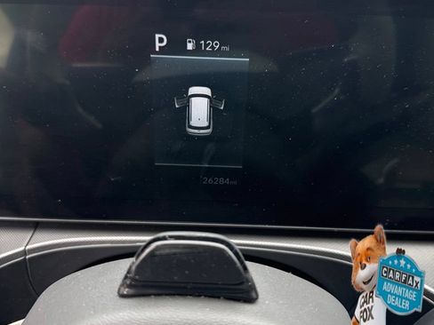 Used 2025 Hyundai Santa Fe SEL AWD/4WD image 3