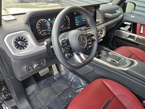 Used 2025 Mercedes-Benz G 63 AMG 4MATIC image 18