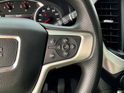 Used 2021 GMC Acadia SLE w/ Driver Convenience Package image 19