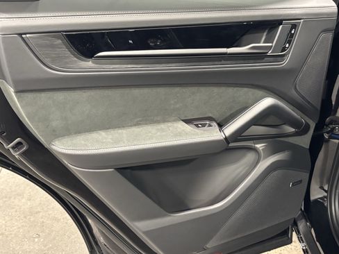 New 2026 Porsche Cayenne GTS AWD/4WD image 26