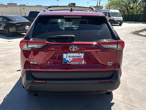 Used 2024 Toyota RAV4 XLE image 6