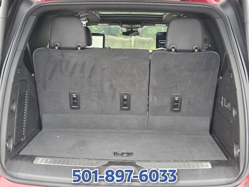 Used 2024 GMC Yukon AT4 AWD/4WD image 13
