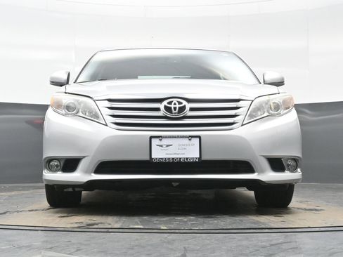 Used 2012 Toyota Avalon image 30