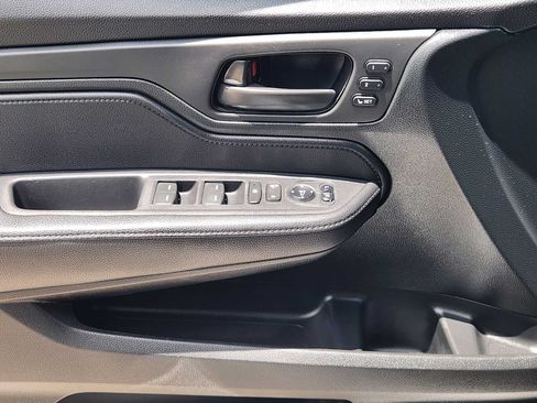 Used 2023 Honda Odyssey EX-L image 22