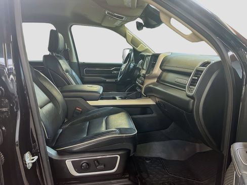Used 2022 RAM 1500 Laramie AWD/4WD image 28