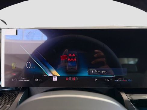 New 2026 BMW 540i xDrive w/ Executive Package image 39