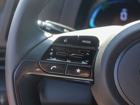 New 2026 Hyundai Elantra SEL Sport FWD image 32