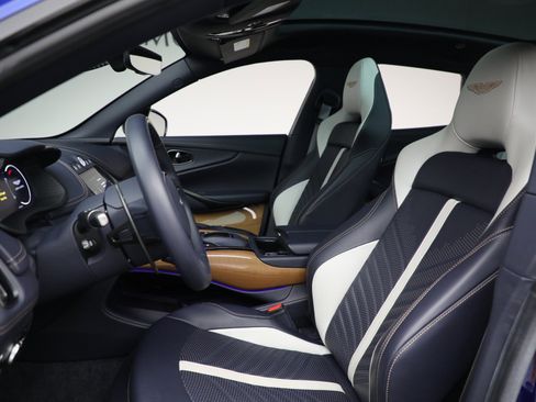 Used 2024 Aston Martin DBX 707 image 14