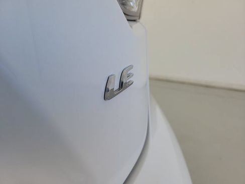 Used 2023 Toyota Corolla LE FWD image 8