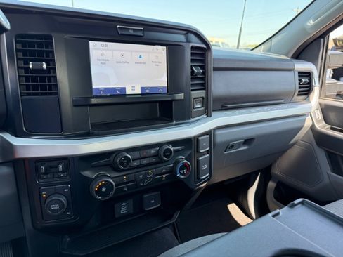 Used 2025 Ford F350 XLT AWD/4WD image 33