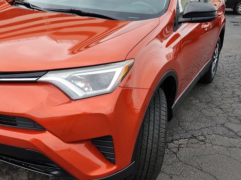 Used 2016 Toyota RAV4 LE FWD image 8