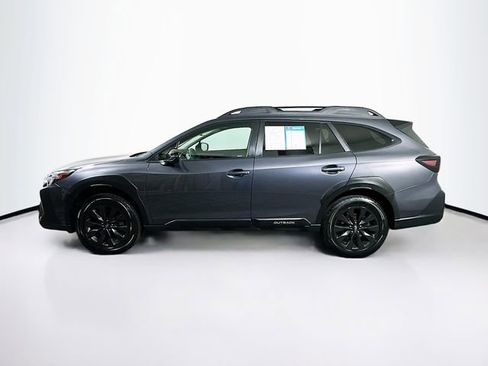 Used 2023 Subaru Outback Onyx Edition image 4