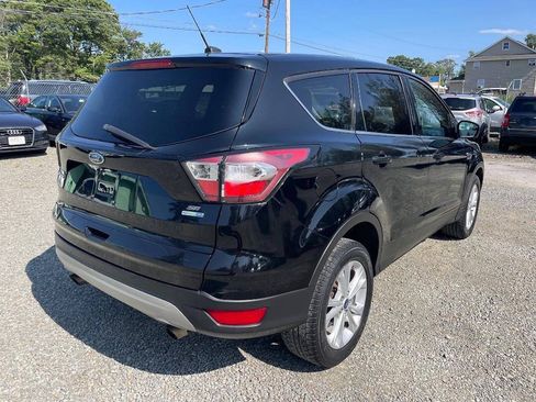 Used 2017 Ford Escape SE AWD/4WD image 5