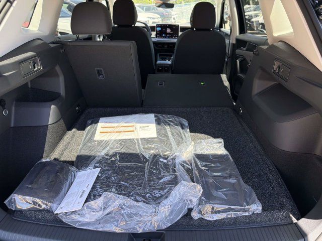 Used 2026 Volkswagen Tiguan S FWD image 5