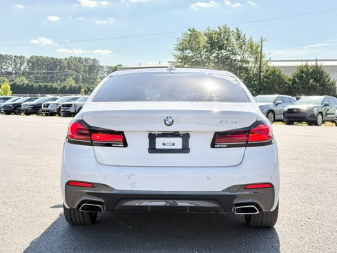 Used 2022 BMW 530i w/ M Sport Package RWD image 13