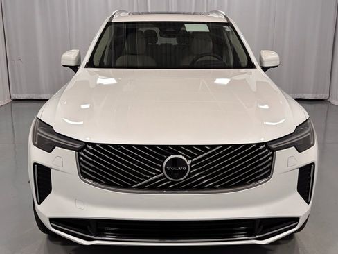 New 2026 Volvo XC90 B6 Ultra w/ Protection Package AWD/4WD image 3