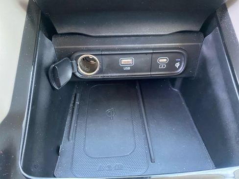 Used 2025 Kia Telluride S FWD image 20