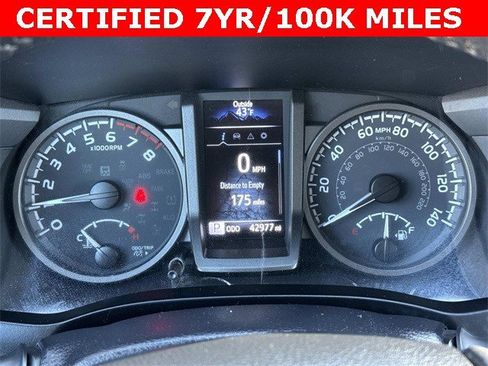 Used 2023 Toyota Tacoma TRD Off-Road image 27