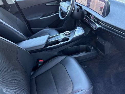 Certified 2024 Kia EV6 Light RWD image 20