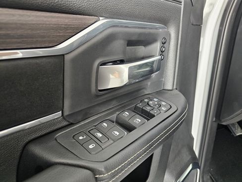 New 2026 RAM 2500 Laramie w/ Night Edition AWD/4WD image 21