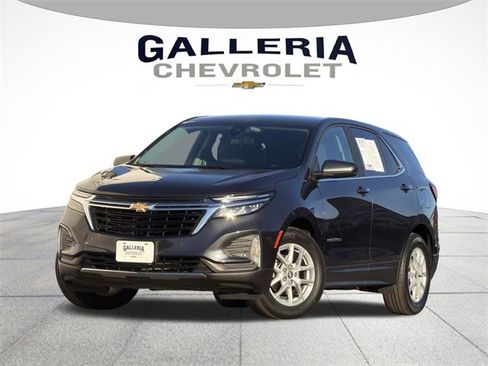 Used 2022 Chevrolet Equinox LT image 2