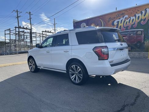 Used 2021 Ford Expedition Platinum AWD/4WD image 3