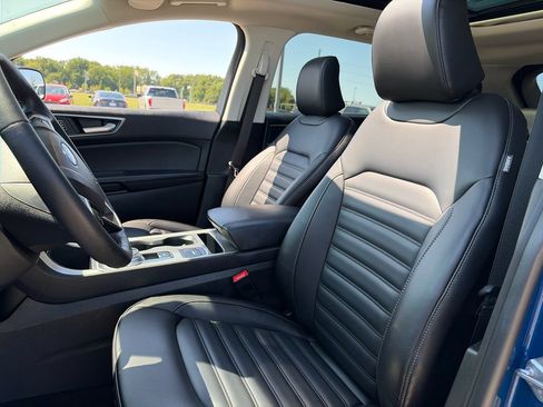 Used 2024 Ford Edge SEL w/ Convenience Package AWD/4WD image 16