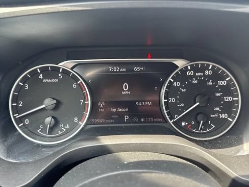 Used 2024 Nissan Rogue S AWD/4WD image 16
