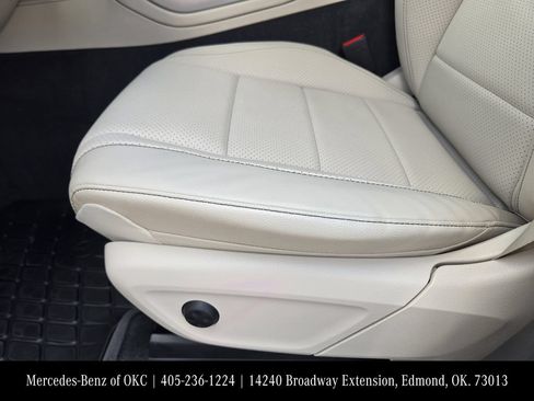 Certified 2020 Mercedes-Benz GLE 350 4MATIC image 18