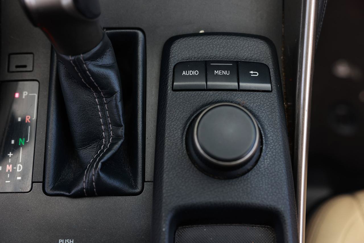 Used 2015 Lexus IS 250 RWD image 41