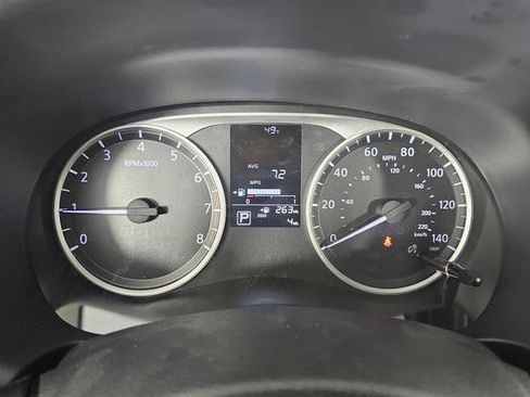 New 2025 Nissan Kicks S image 34