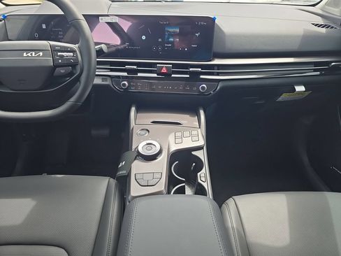 New 2026 Kia Sportage SX Prestige AWD/4WD image 15